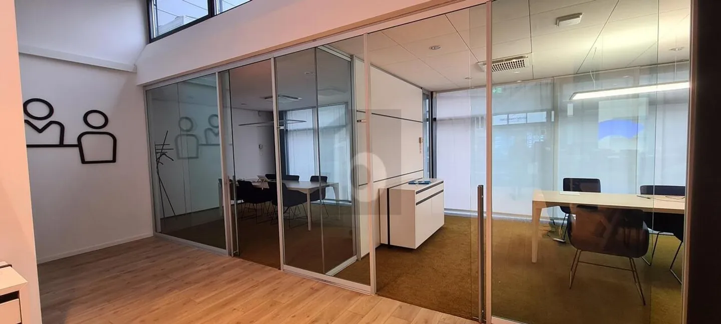 Ufficio spazioso in centro città - Foto 3 di 6