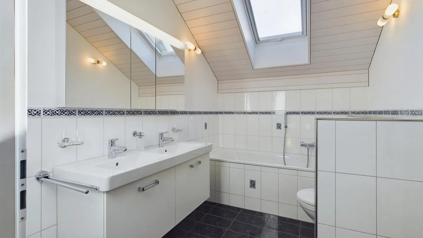 Casa unifamiliare di 7,5 stanze con vista a Toffen - Foto 15 di 17