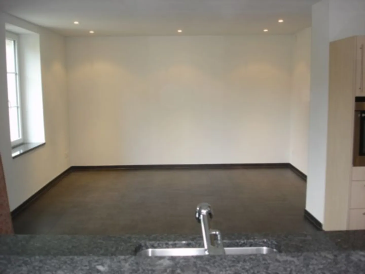 Parterrewohnung   neu renoviert - Foto 3 von 8