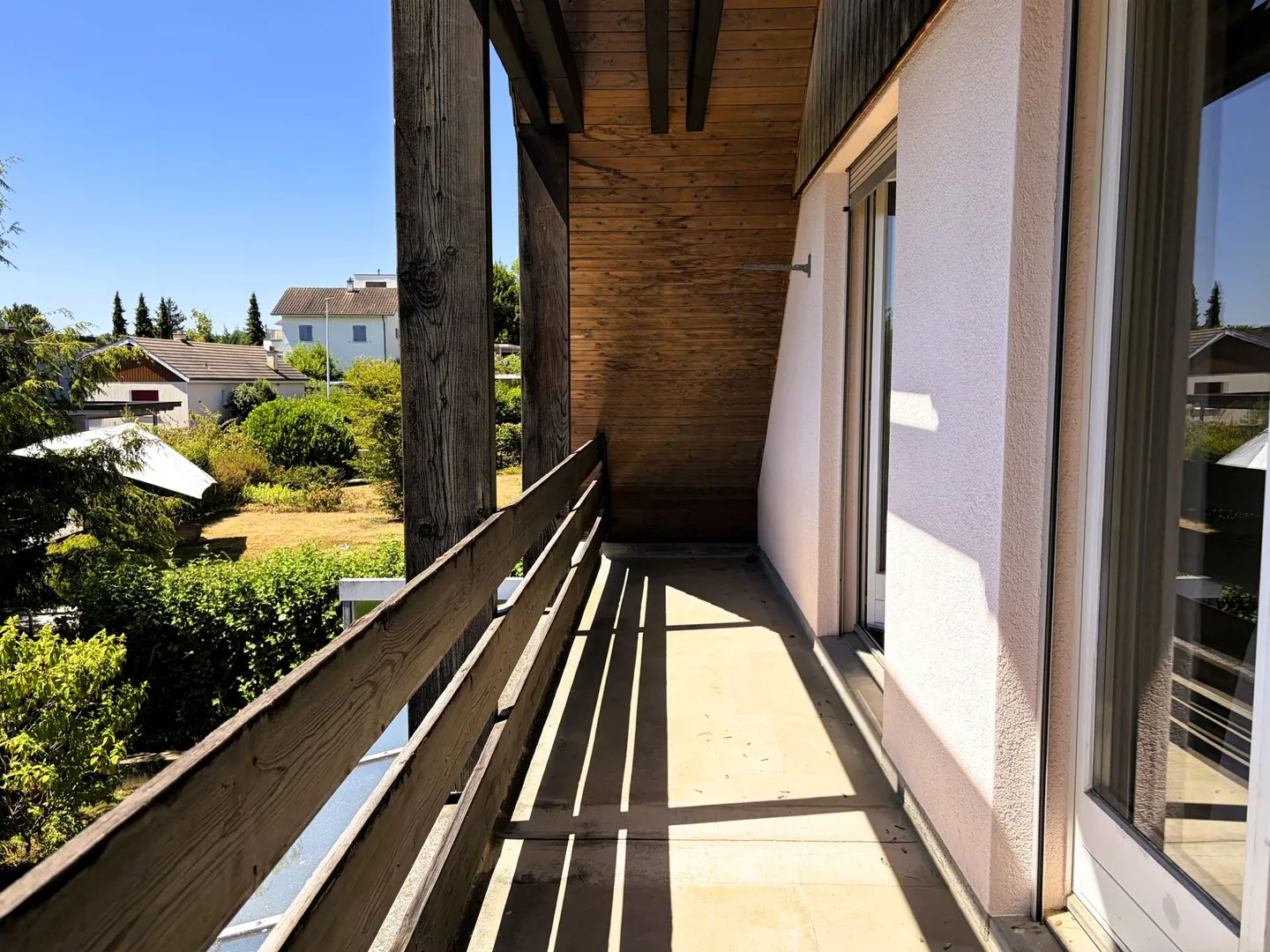 703 m² Terrain à bâtir ou maison individuelle de 4,5 pièces nécessitant des rénovations dans un quartier résidentiel prisé - Photo 9 sur 13