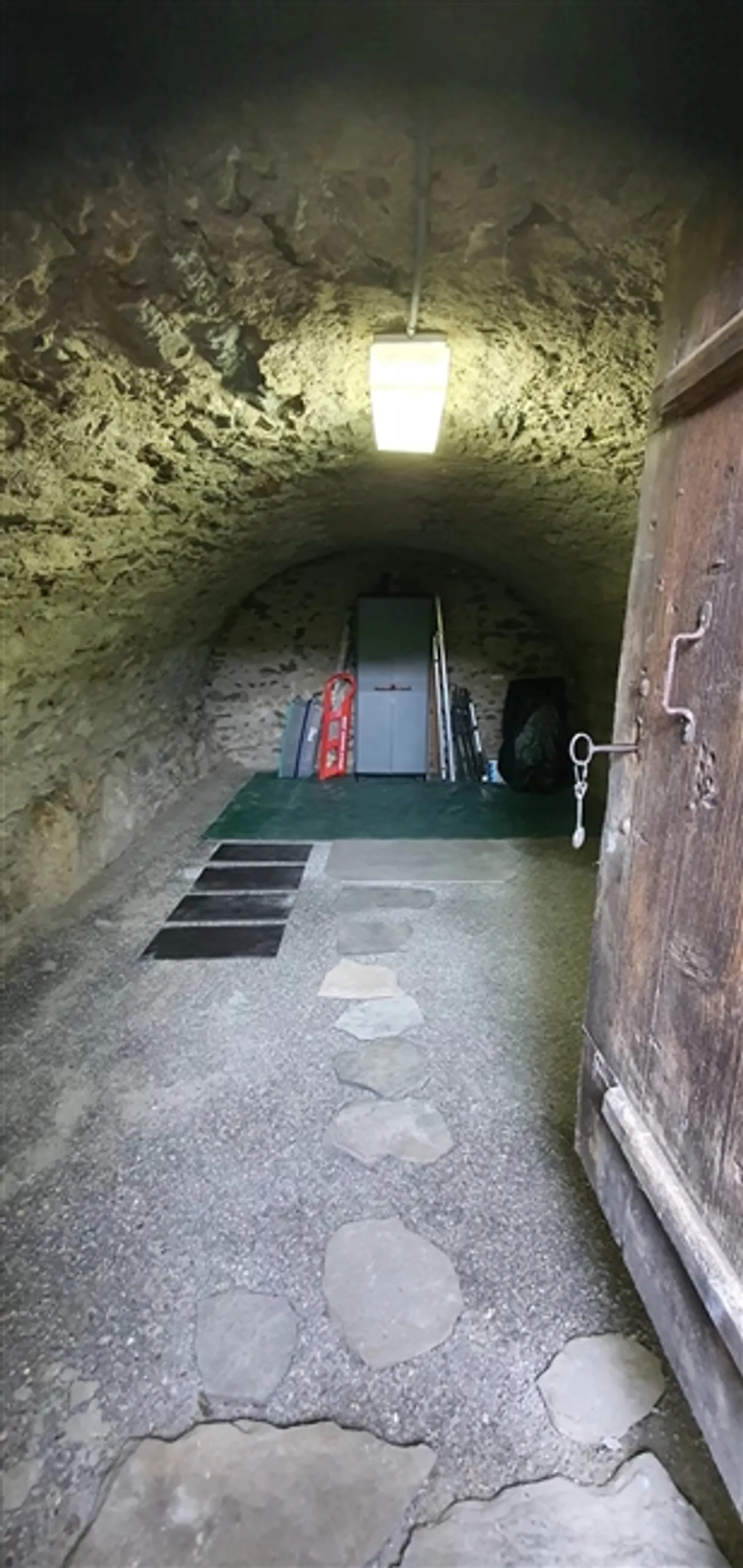 «Traditionelles Dorfhaus in Bagnes, Schweiz» - Foto 10 von 12