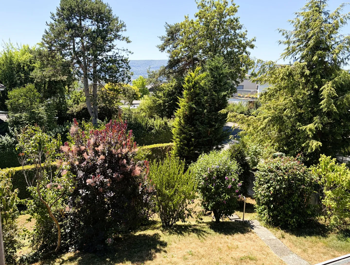 703 m² Terrain à bâtir ou maison individuelle de 4,5 pièces nécessitant des rénovations dans un quartier résidentiel prisé - Photo 10 sur 13
