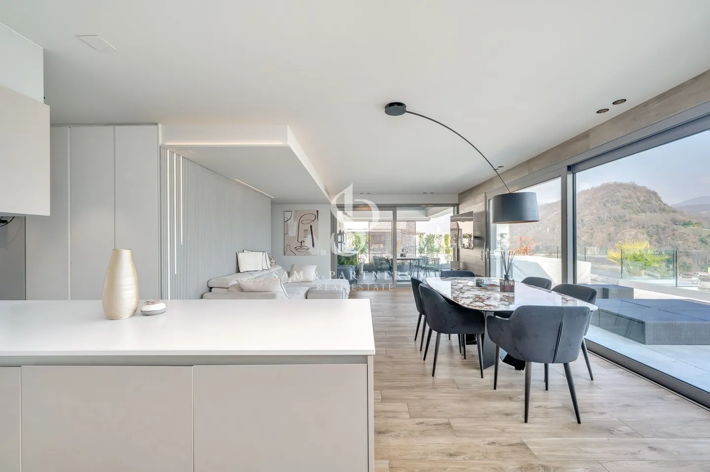 Attico con vista mozzafiato - Foto 9 di 15