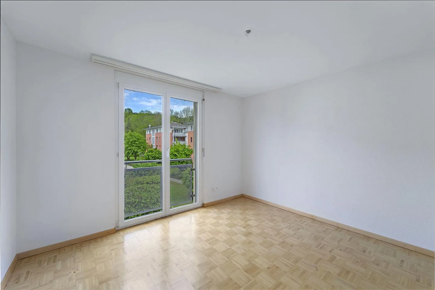 Helles Apartment in idyllischer Lage - Foto 6 von 8