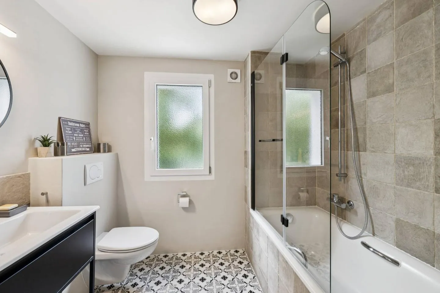 Un'eleganza contemporanea rivolta verso l'orizzonte - Foto 13 di 13