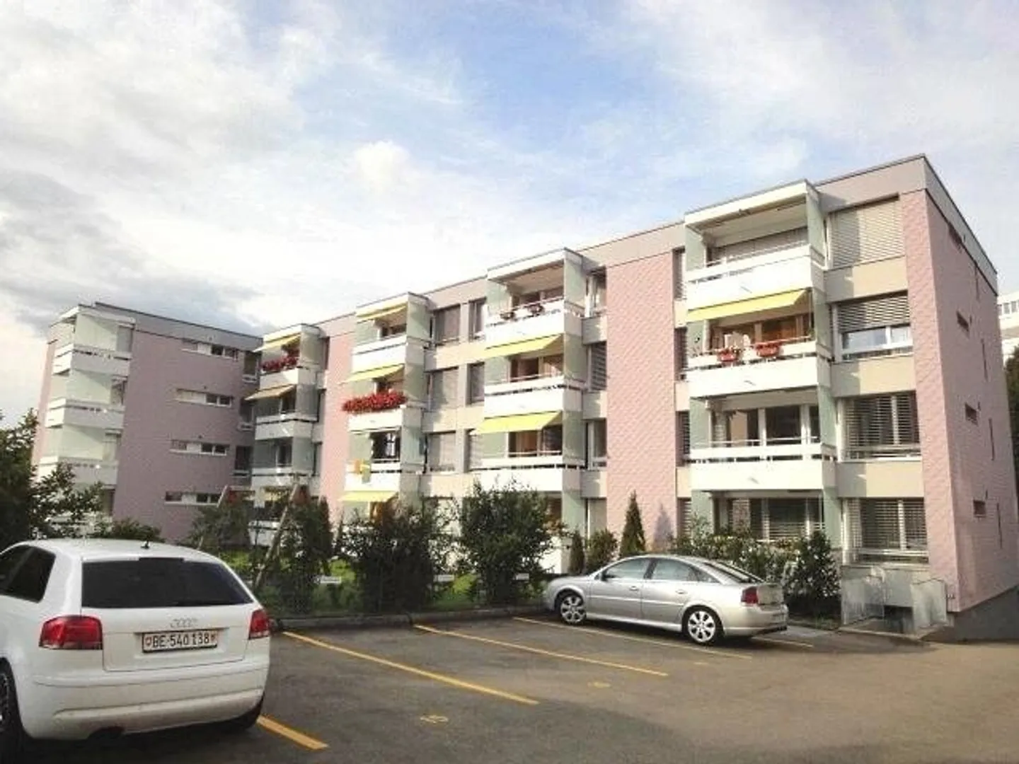 Moderne 4.5-Zimmer Wohnung - Foto 1 von 13