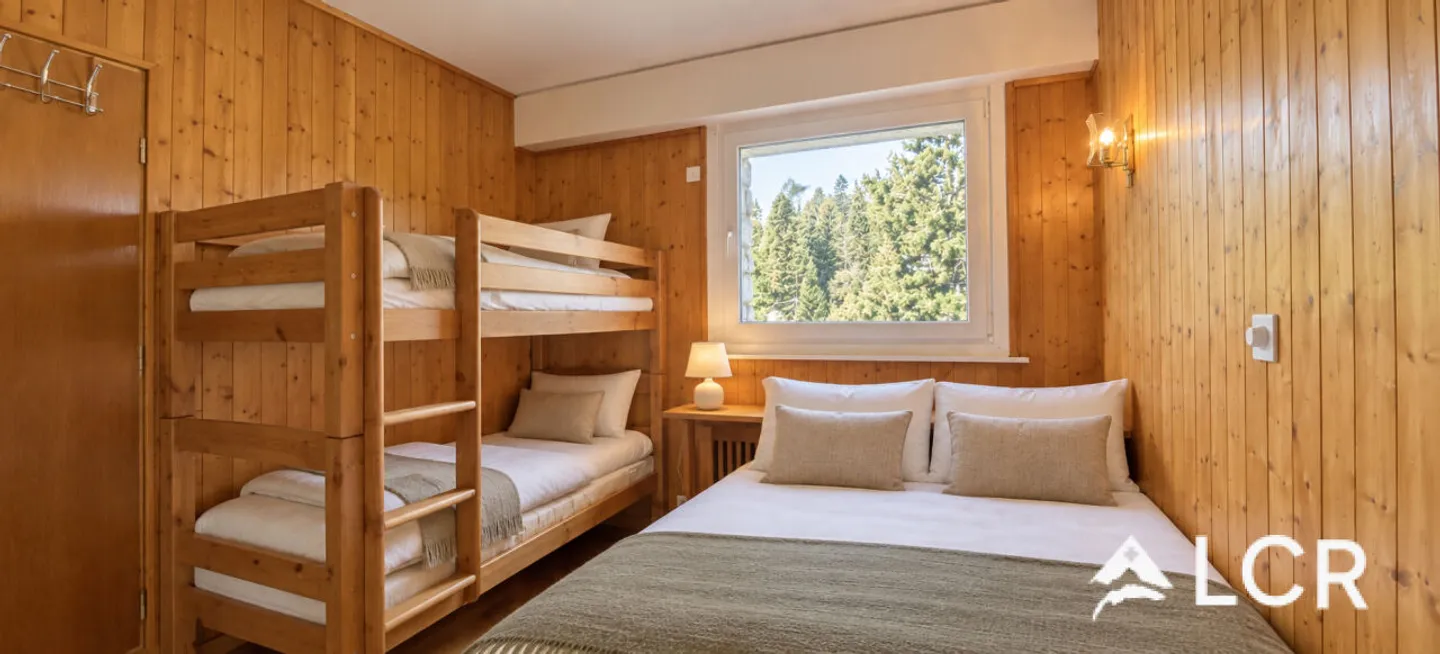 Beautiful 3.5-room apartment in Crans - Photo 4 of 10