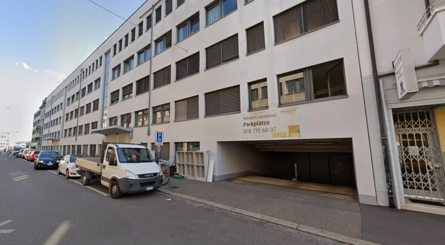 Posto auto a Gundeli - Foto 1 di 1