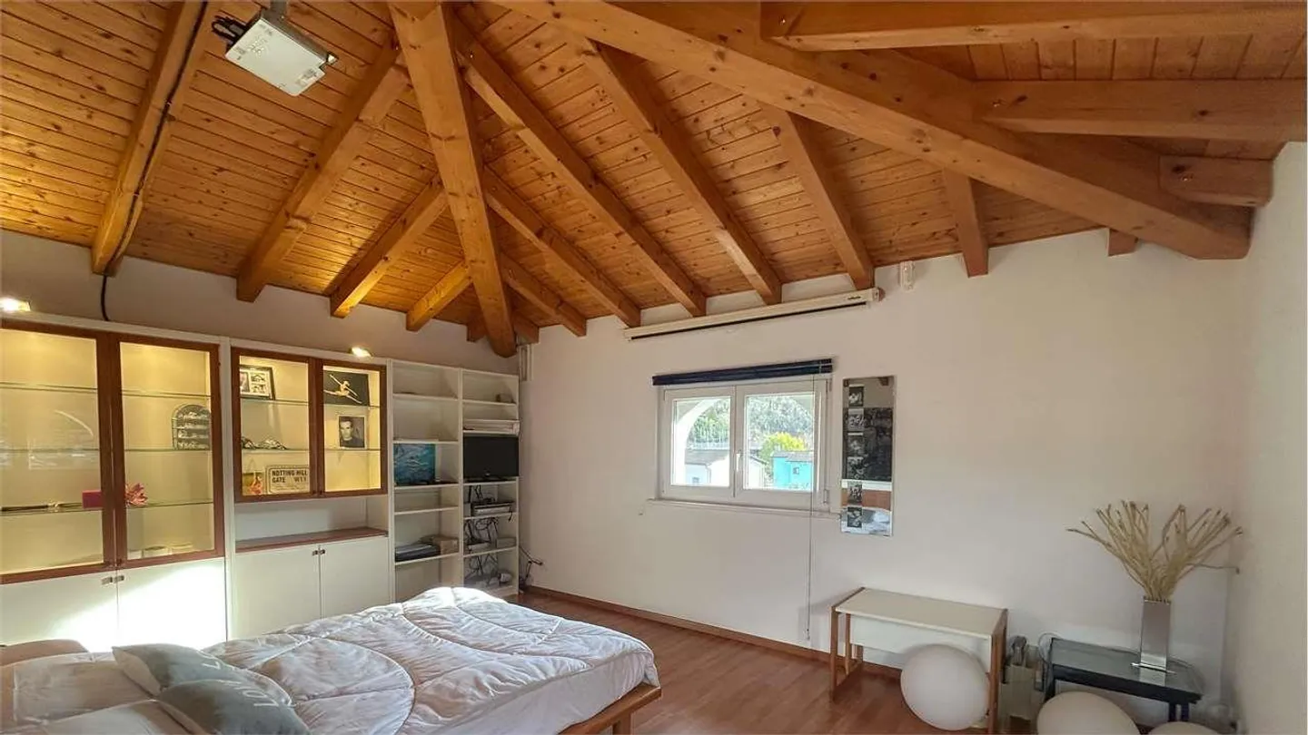 GERÄUMIGES HAUS MIT BEHEIZTEM POOL - Foto 11 von 12