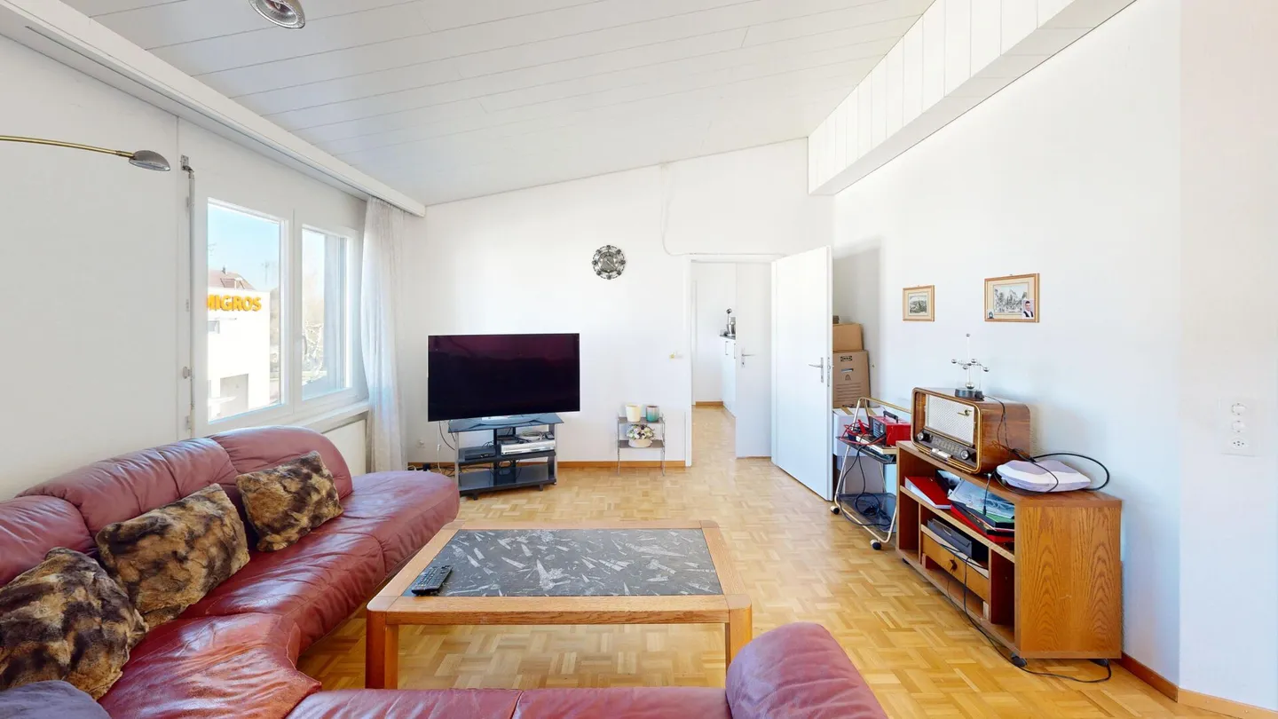 Appartement de rêve lumineux de 4,5 pièces avec terrasse de 112 m², cheminée et ascenseur directement dans l'appartement - Photo 2 sur 31