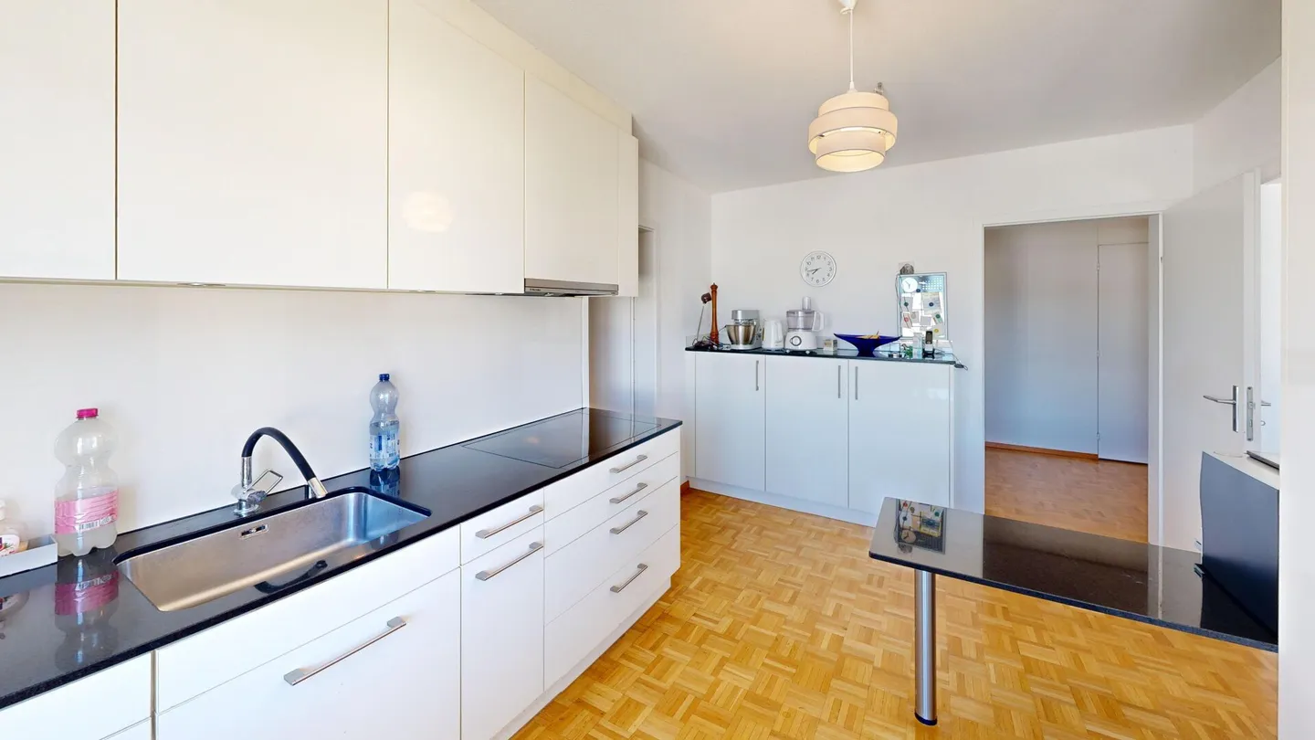 Appartement de rêve lumineux de 4,5 pièces avec terrasse de 112 m², cheminée et ascenseur directement dans l'appartement - Photo 7 sur 31