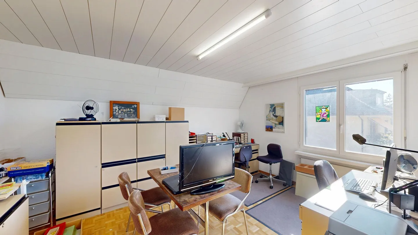 Appartement de rêve lumineux de 4,5 pièces avec terrasse de 112 m², cheminée et ascenseur directement dans l'appartement - Photo 10 sur 31