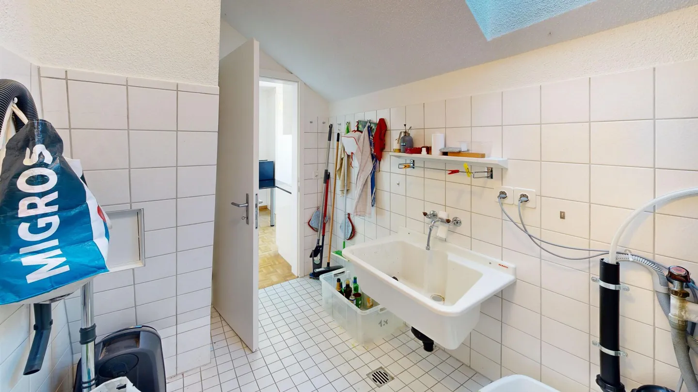 Appartement de rêve lumineux de 4,5 pièces avec terrasse de 112 m², cheminée et ascenseur directement dans l'appartement - Photo 17 sur 31