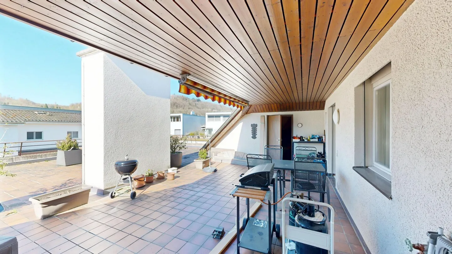 Appartement de rêve lumineux de 4,5 pièces avec terrasse de 112 m², cheminée et ascenseur directement dans l'appartement - Photo 18 sur 31