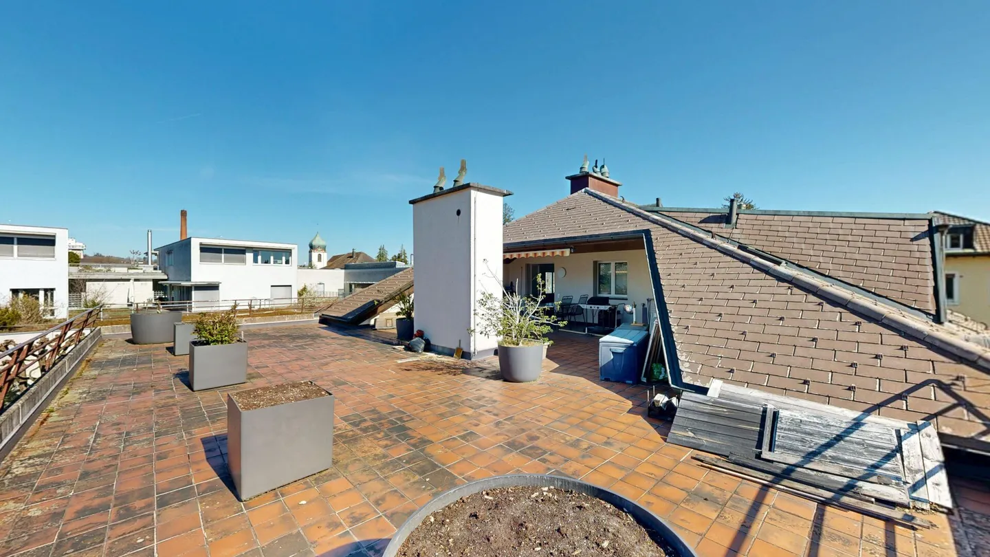 Appartement de rêve lumineux de 4,5 pièces avec terrasse de 112 m², cheminée et ascenseur directement dans l'appartement - Photo 20 sur 31