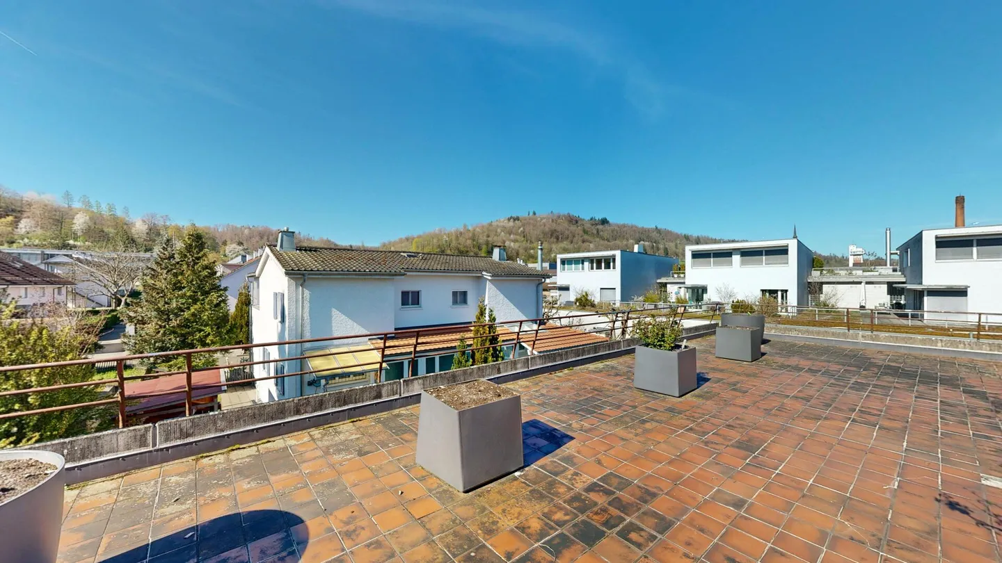 Appartement de rêve lumineux de 4,5 pièces avec terrasse de 112 m², cheminée et ascenseur directement dans l'appartement - Photo 21 sur 31