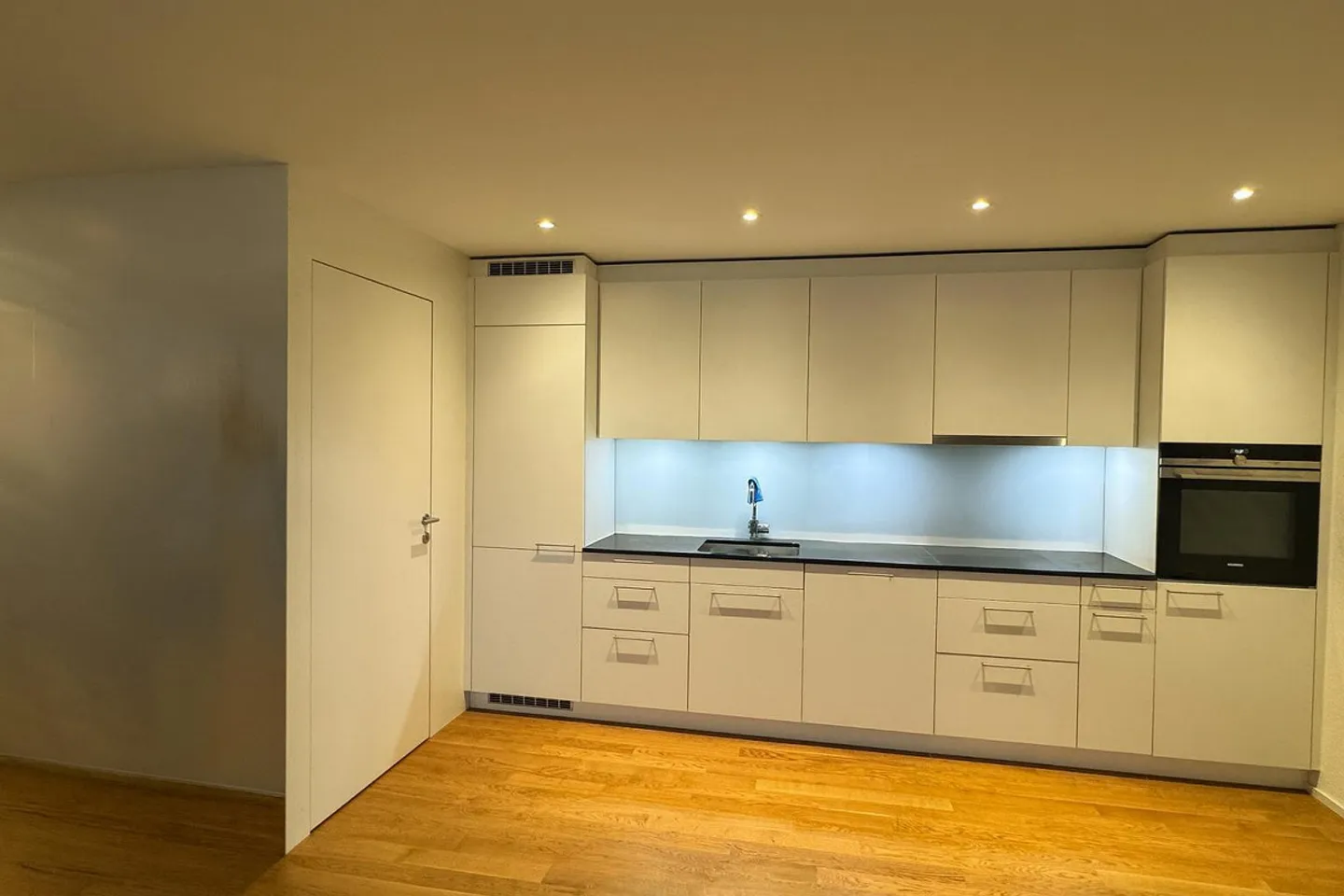 2.5 Zimmerwohnung in Au SG - Foto 2 von 8