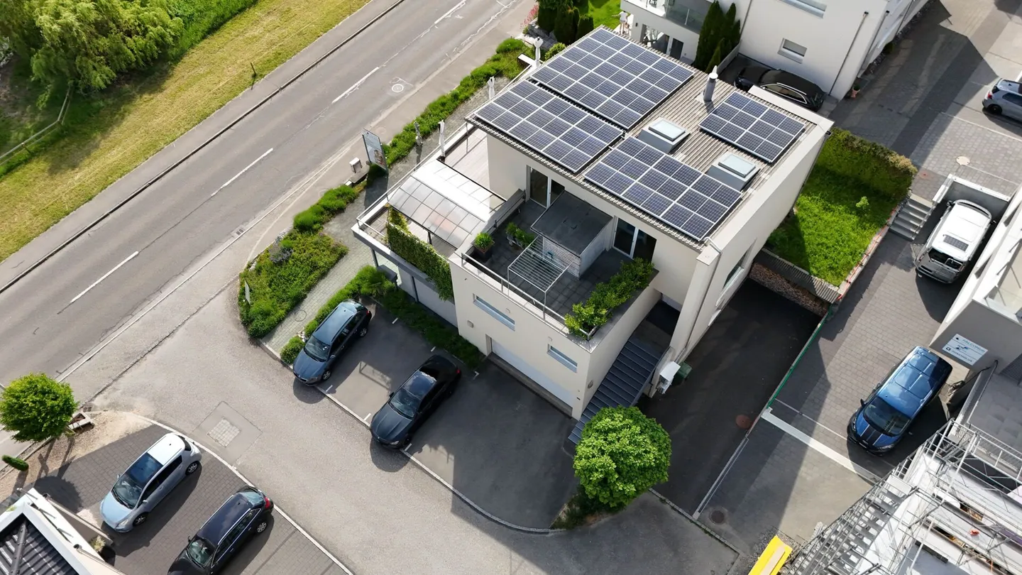 Vivere in una posizione privilegiata – casa affascinante con vista panoramica sul lago di Sempach - Foto 25 di 25