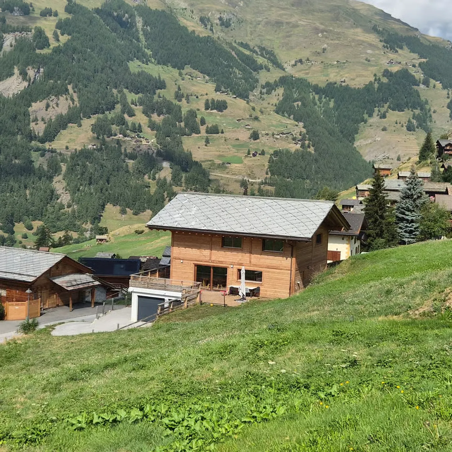 Magnificent family chalet - La Forclaz - Panoramic view and exceptional alpine setting - Photo 4 of 9
