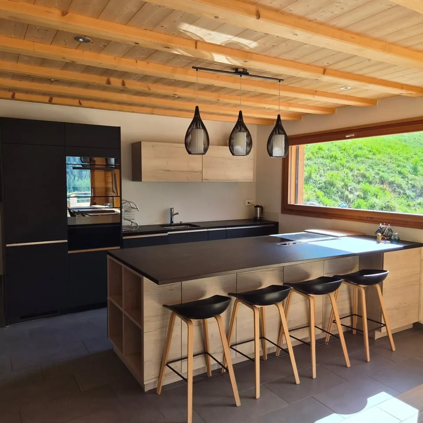 Magnificent family chalet - La Forclaz - Panoramic view and exceptional alpine setting - Photo 5 of 9