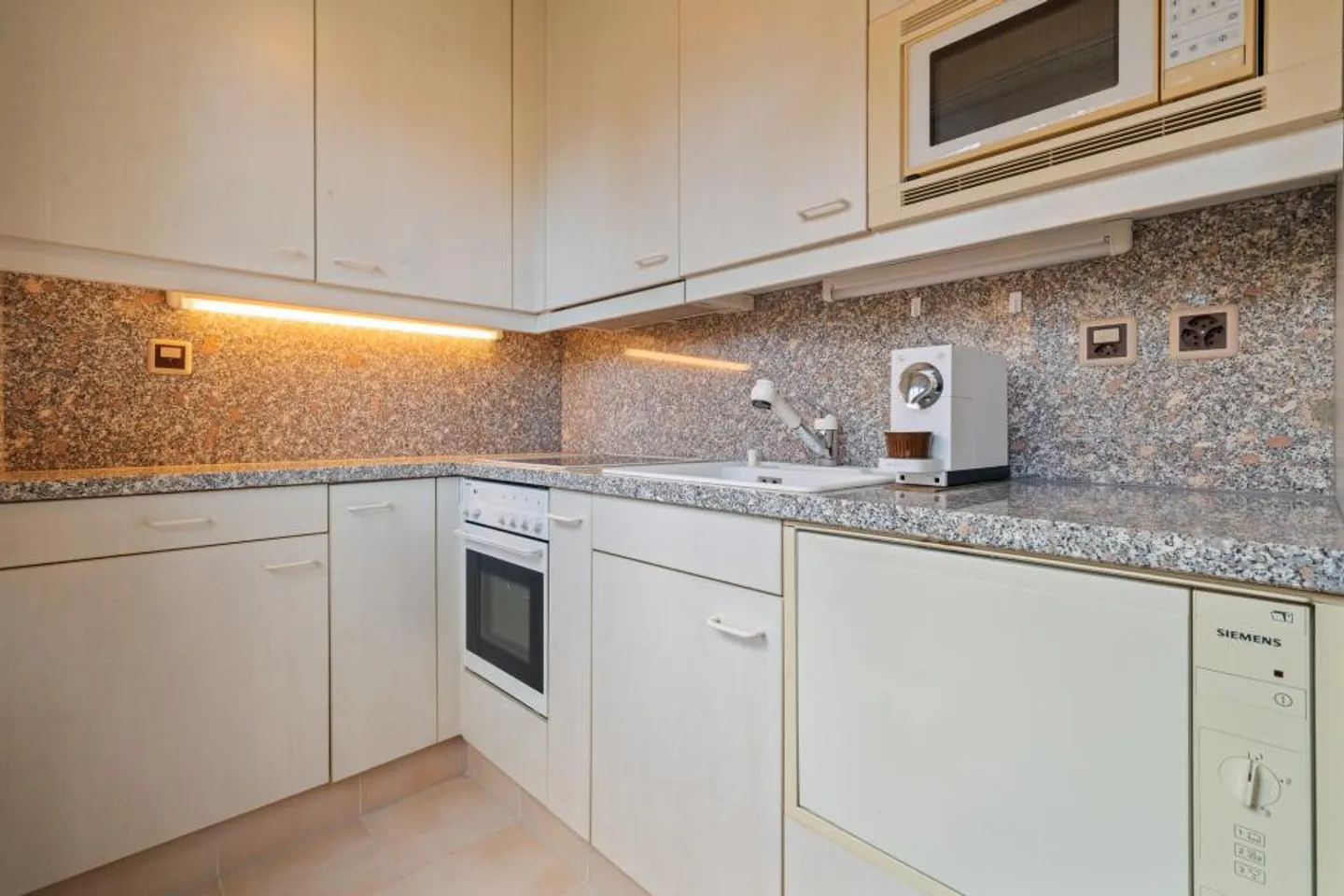 Wohnung kaufen - Foto 3 von 5