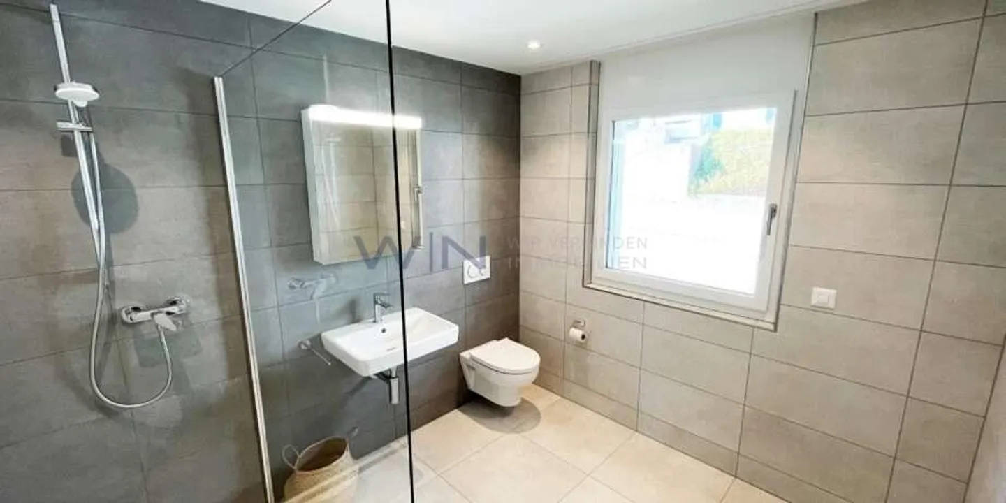Appartement en duplex au centre du village - Photo 6 sur 13