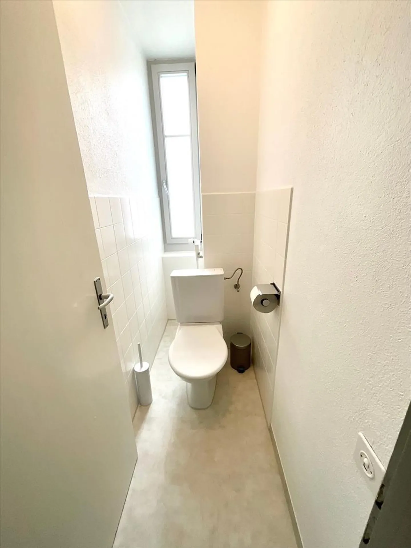 Wohngebäude - Foto 12 von 13