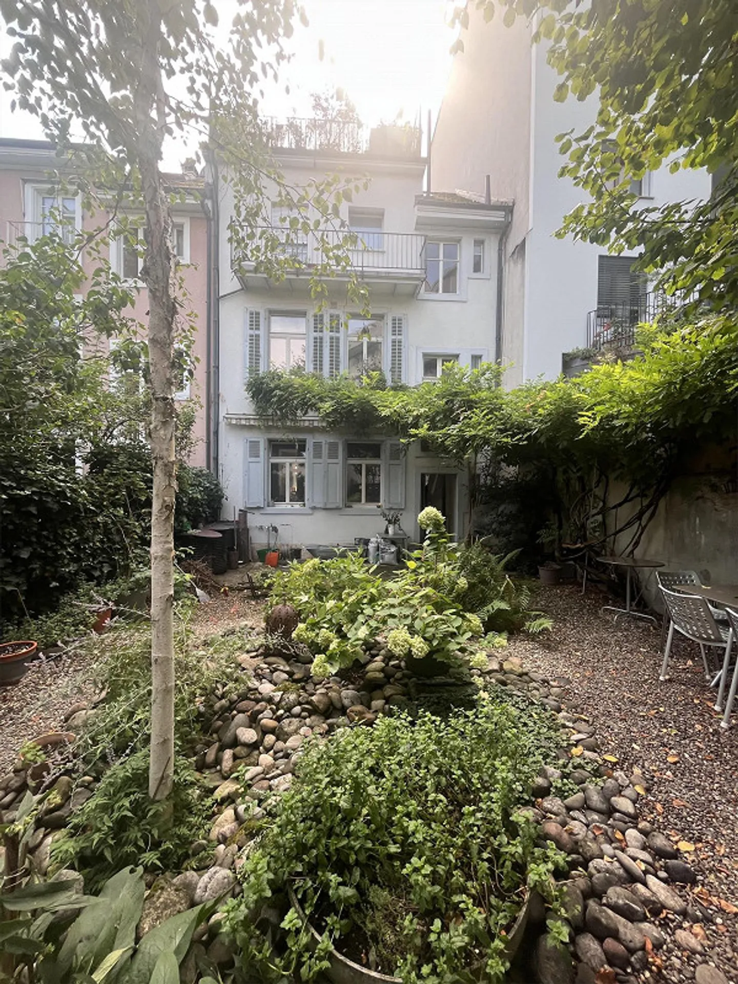 Vivere e lavorare sotto lo stesso tetto - Foto 25 di 25