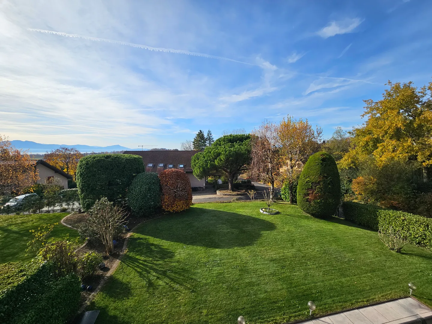 Stepped house for sale - Photo 2 of 10