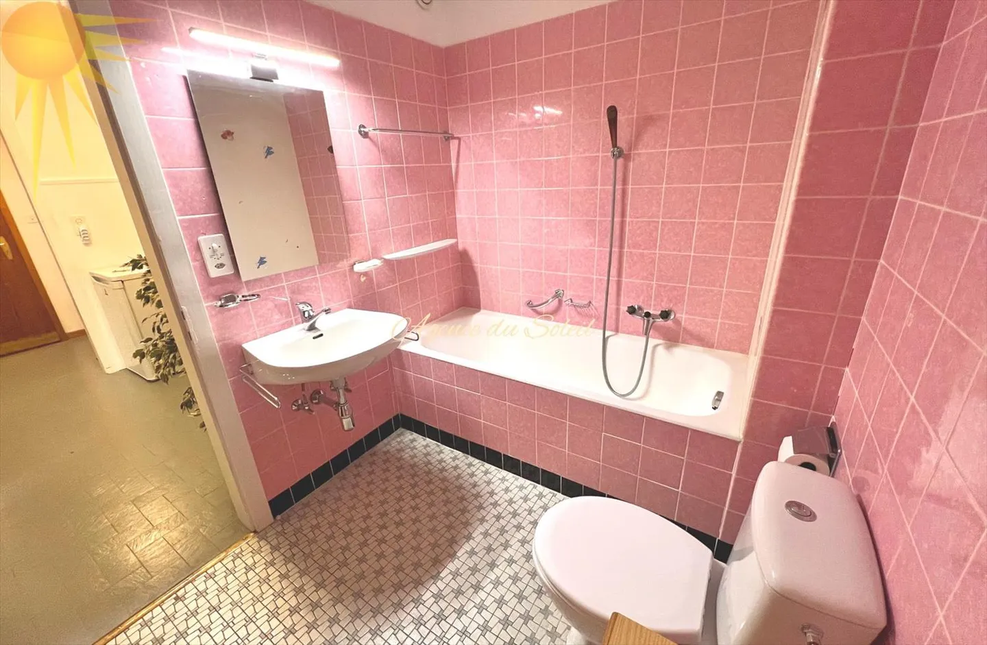 Exklusiv: Sehr großes 1,5-Zimmer-Studio nur wenige Schritte vom Zentrum von Crans entfernt - Foto 9 von 13