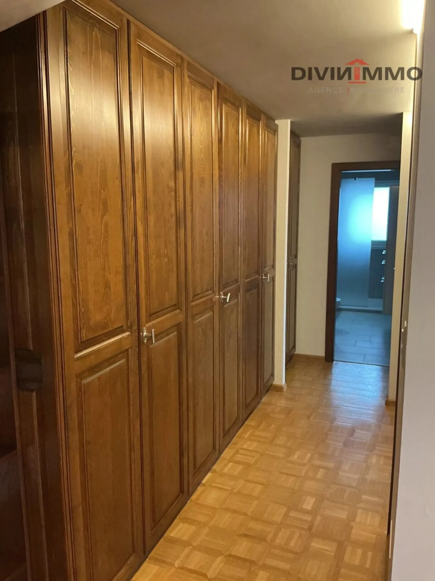 Geräumiges Duplex-Attikawohnung - Foto 4 von 10