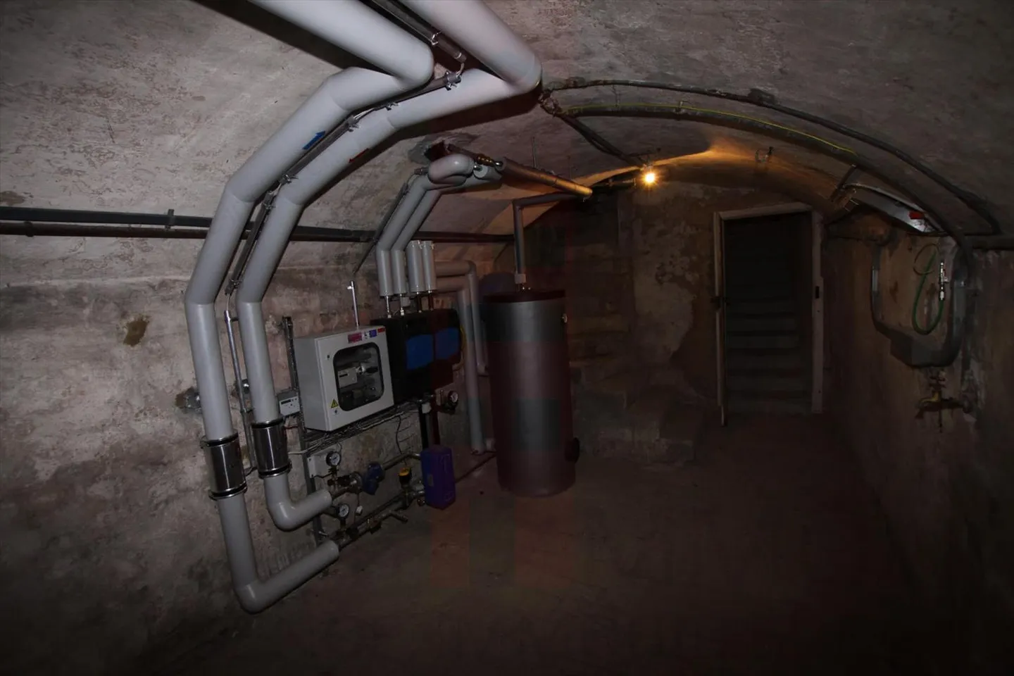 Residential building for sale - Photo 9 of 12