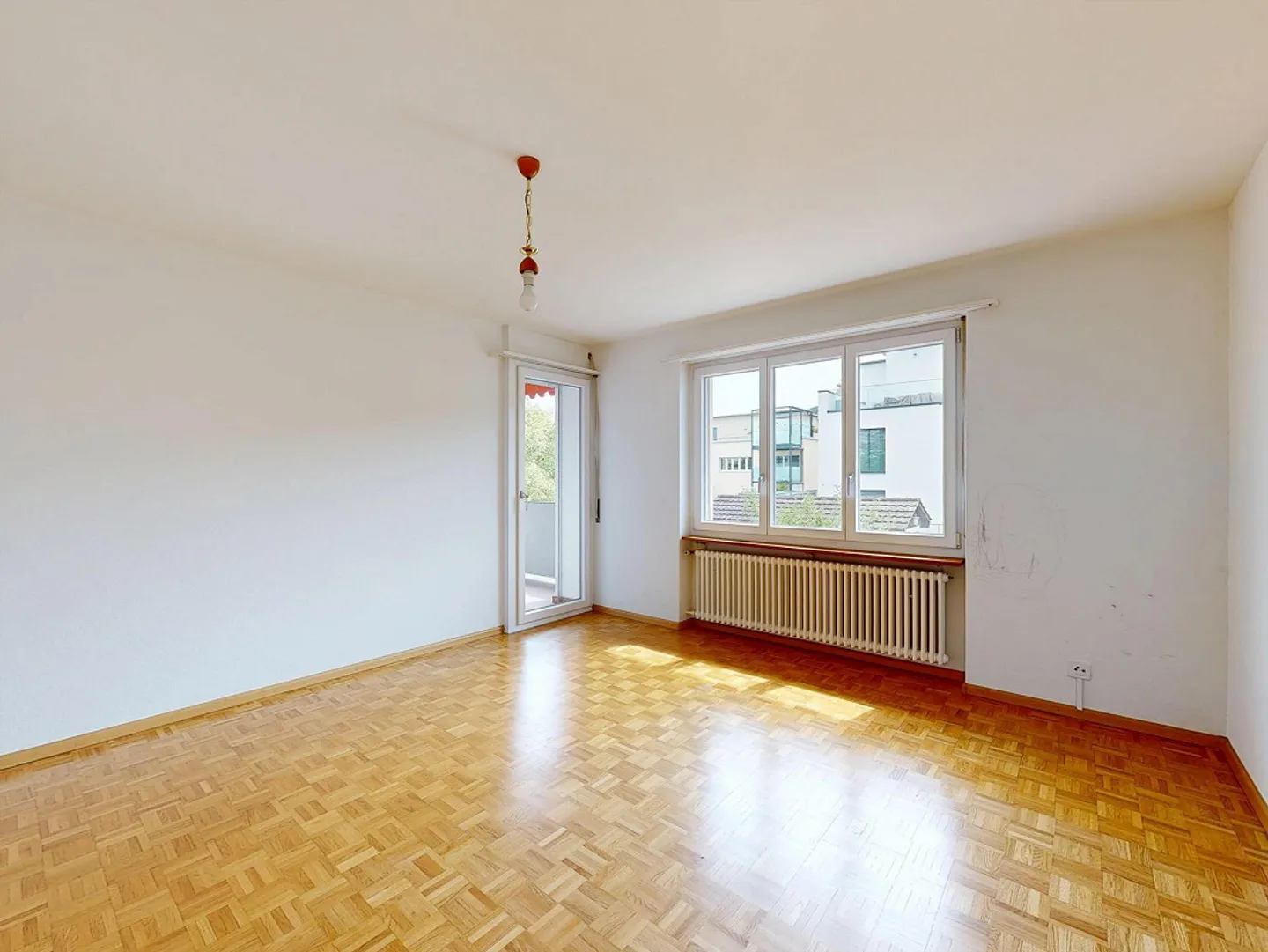 Maison individuelle de 4,5 pièces avec beaucoup de potentiel - Photo 8 sur 14