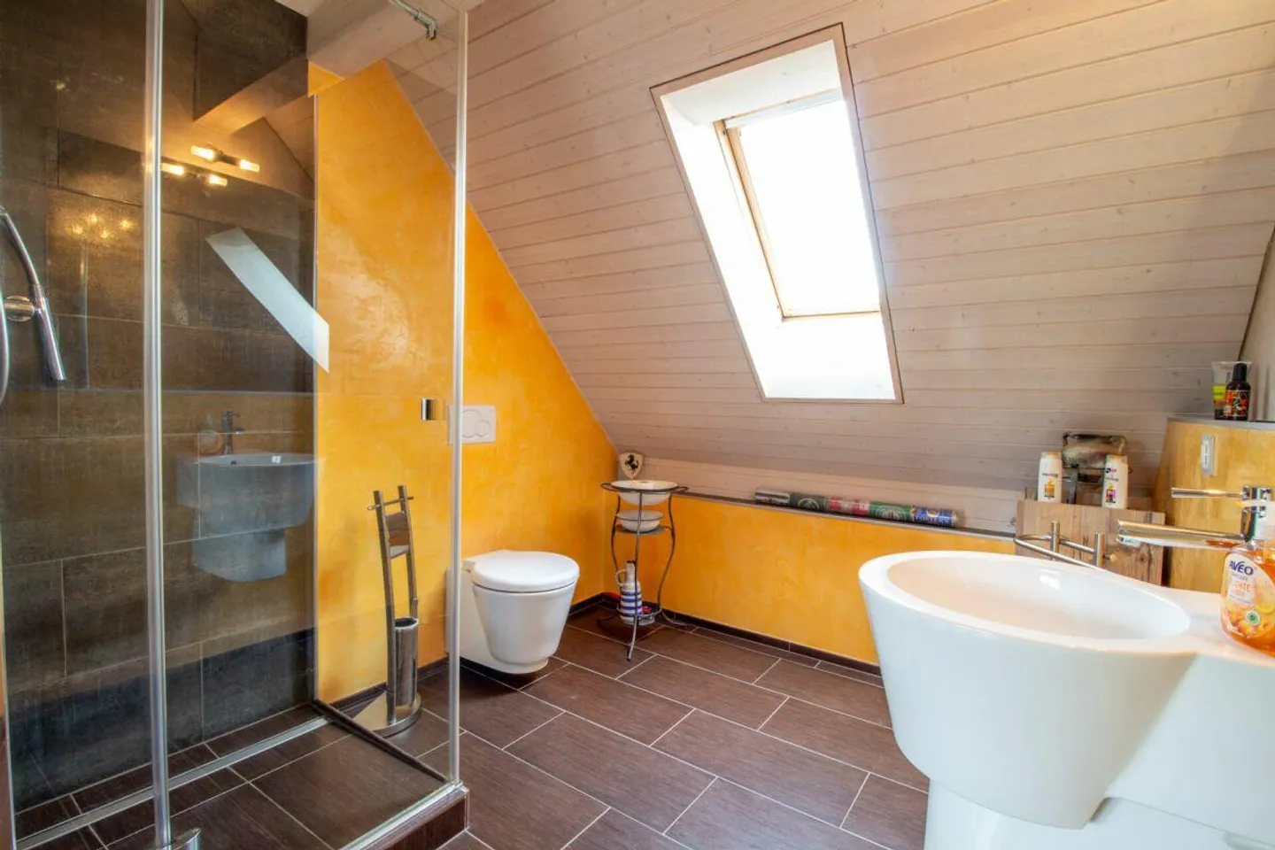 Maison jumelée de 5,5 pièces avec grenier aménagé et vue - Photo 20 sur 27