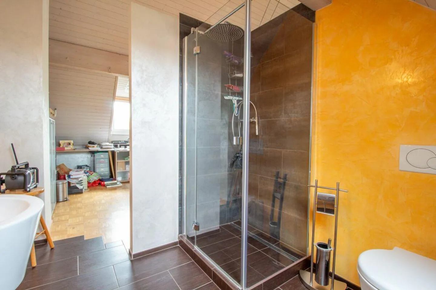 Maison jumelée de 5,5 pièces avec grenier aménagé et vue - Photo 21 sur 27
