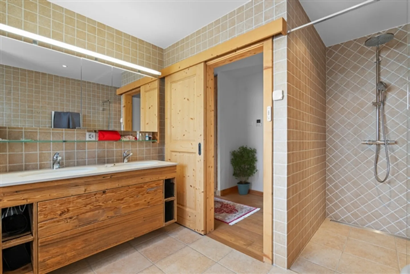 Geräumiges Chalet der Spitzenklasse im Herzen von Anzère - Foto 7 von 12