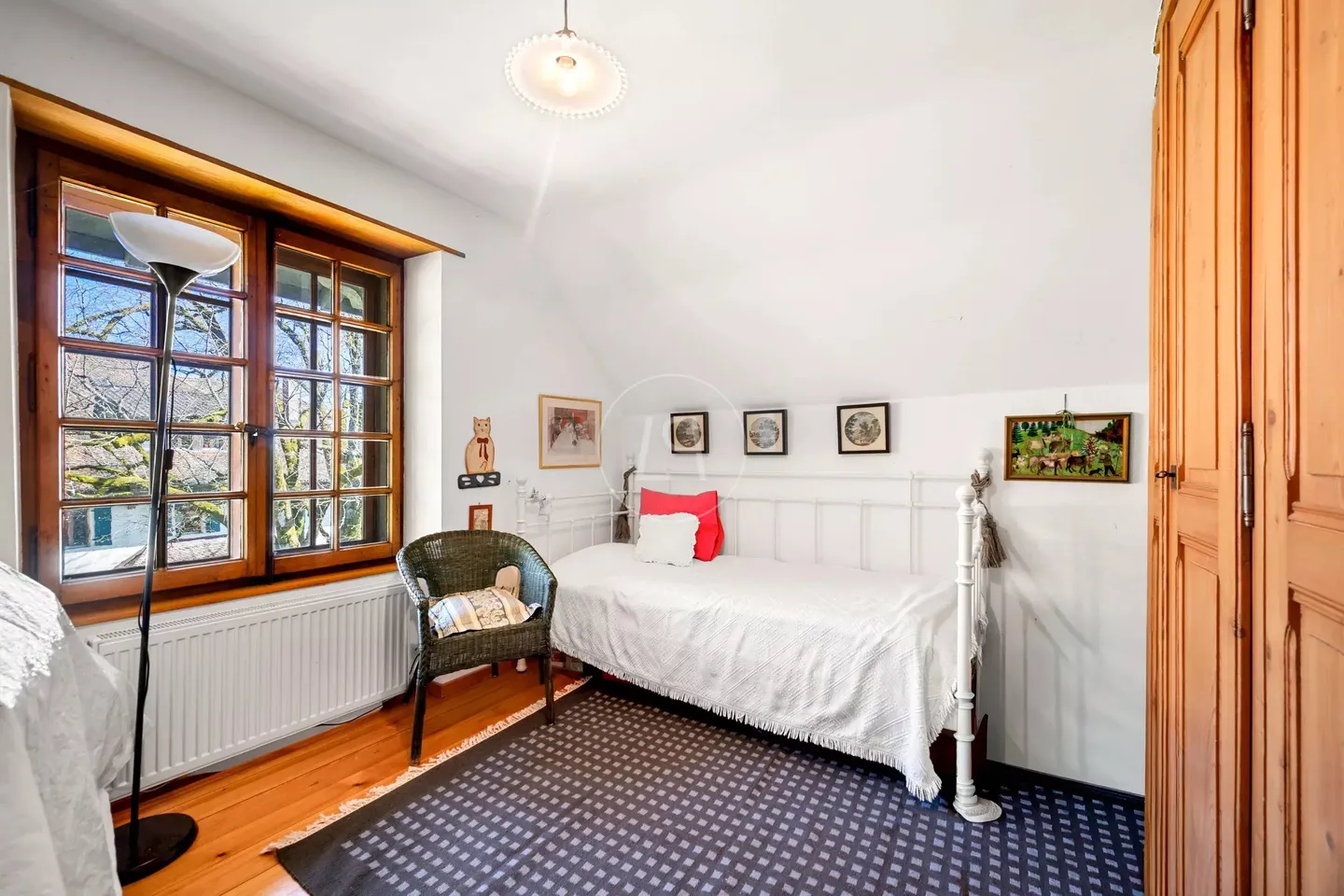 Charming 19th-Century Villa - Photo 14 of 20
