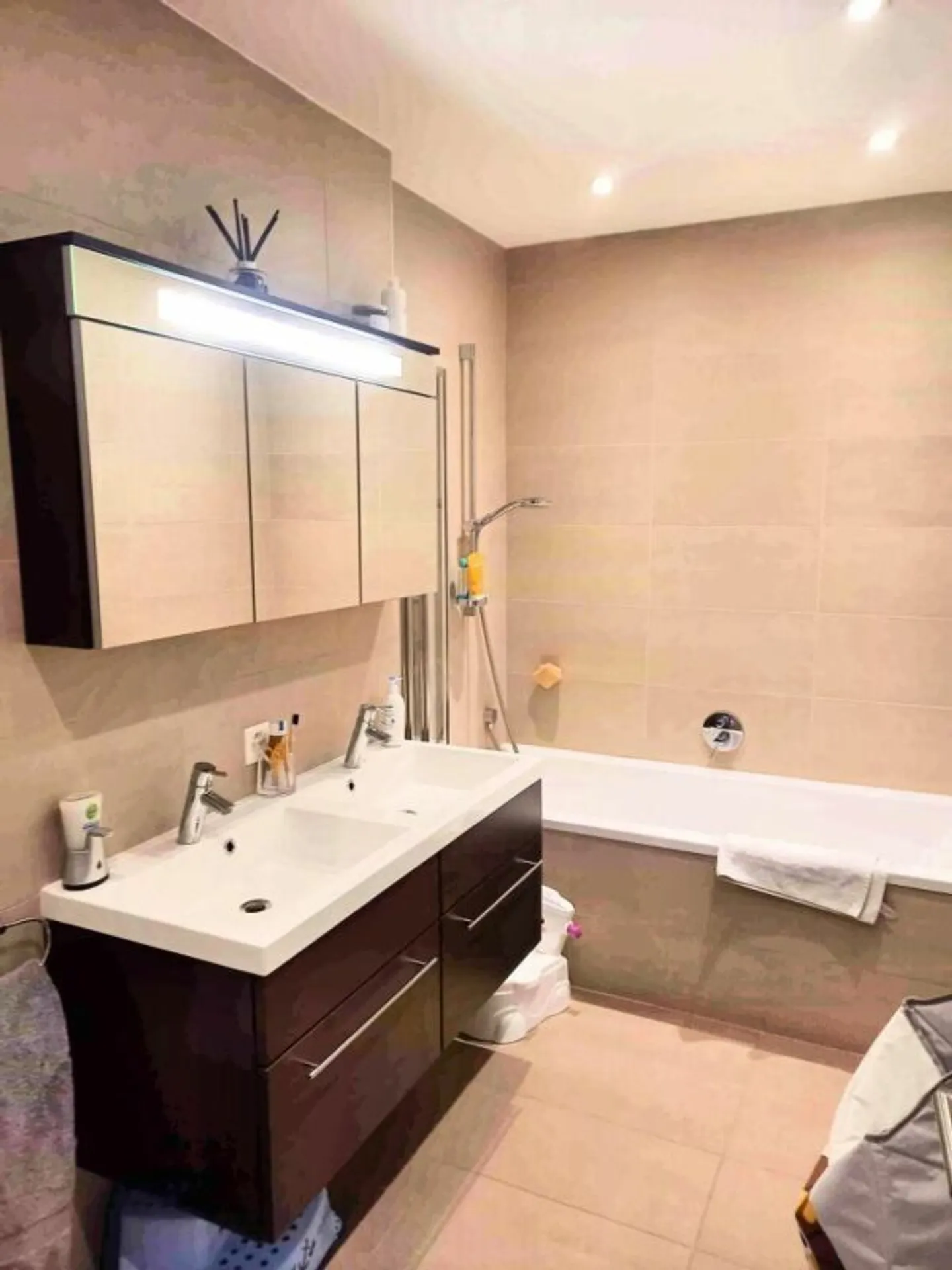 Appartamento in vendita - Foto 8 di 9