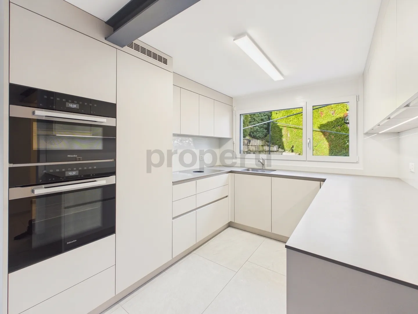 Geräumiges Doppelhaus in ruhiger Lage - Foto 6 von 13