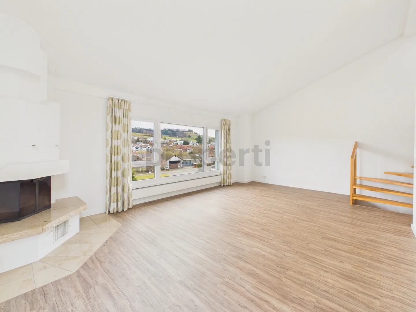 Geräumiges Doppelhaus in ruhiger Lage - Foto 4 von 13