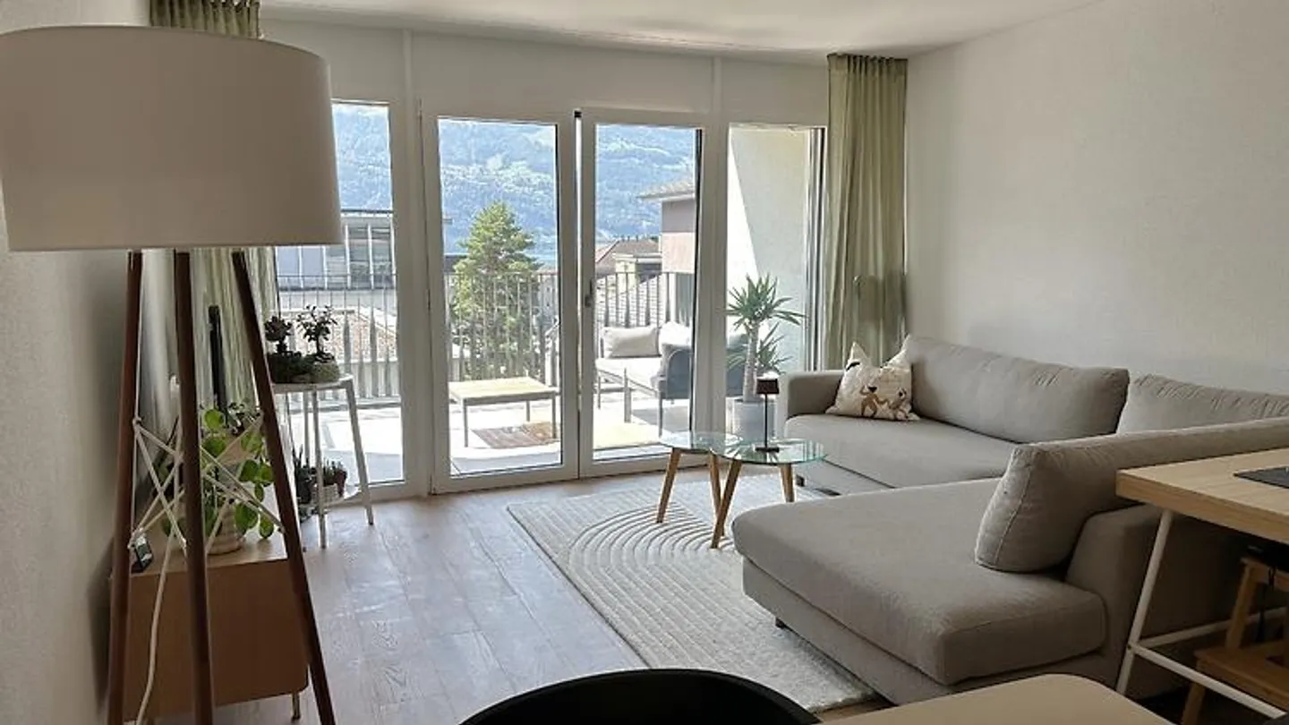 APPARTEMENT 2½ PIÈCES À GERSAU (SZ), MEUBLÉ, TEMPORAIRE - Photo 1 sur 7