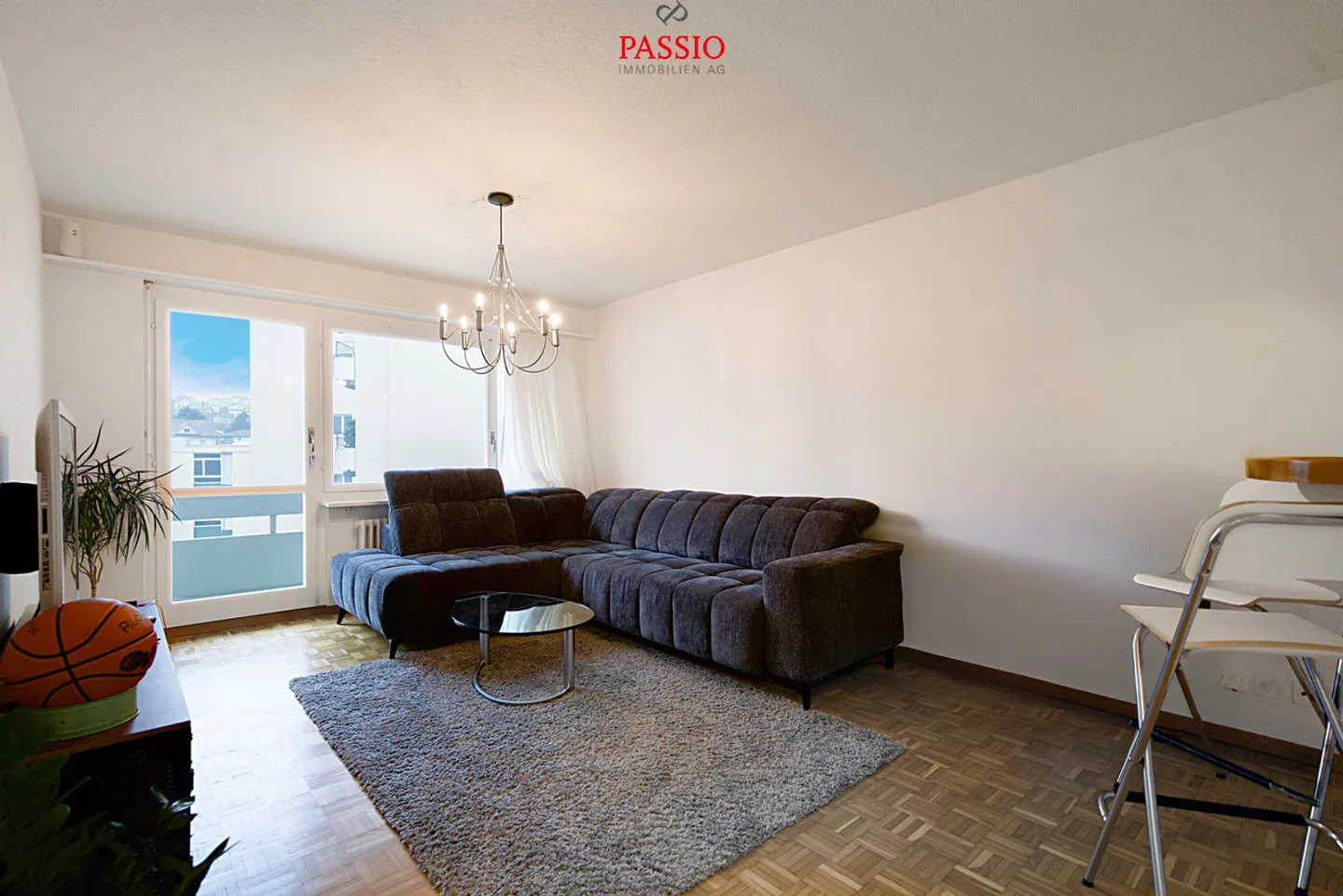 Investissement passionnant : Appartement central de 2,5 pièces dans un emplacement privilégié - Photo 1 sur 14