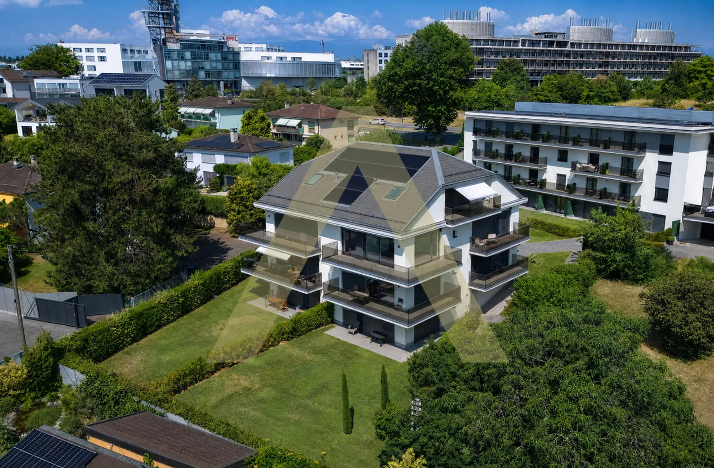 Hochwertige 2,5-Zimmer-Wohnung mit Garten - Foto 1 von 8