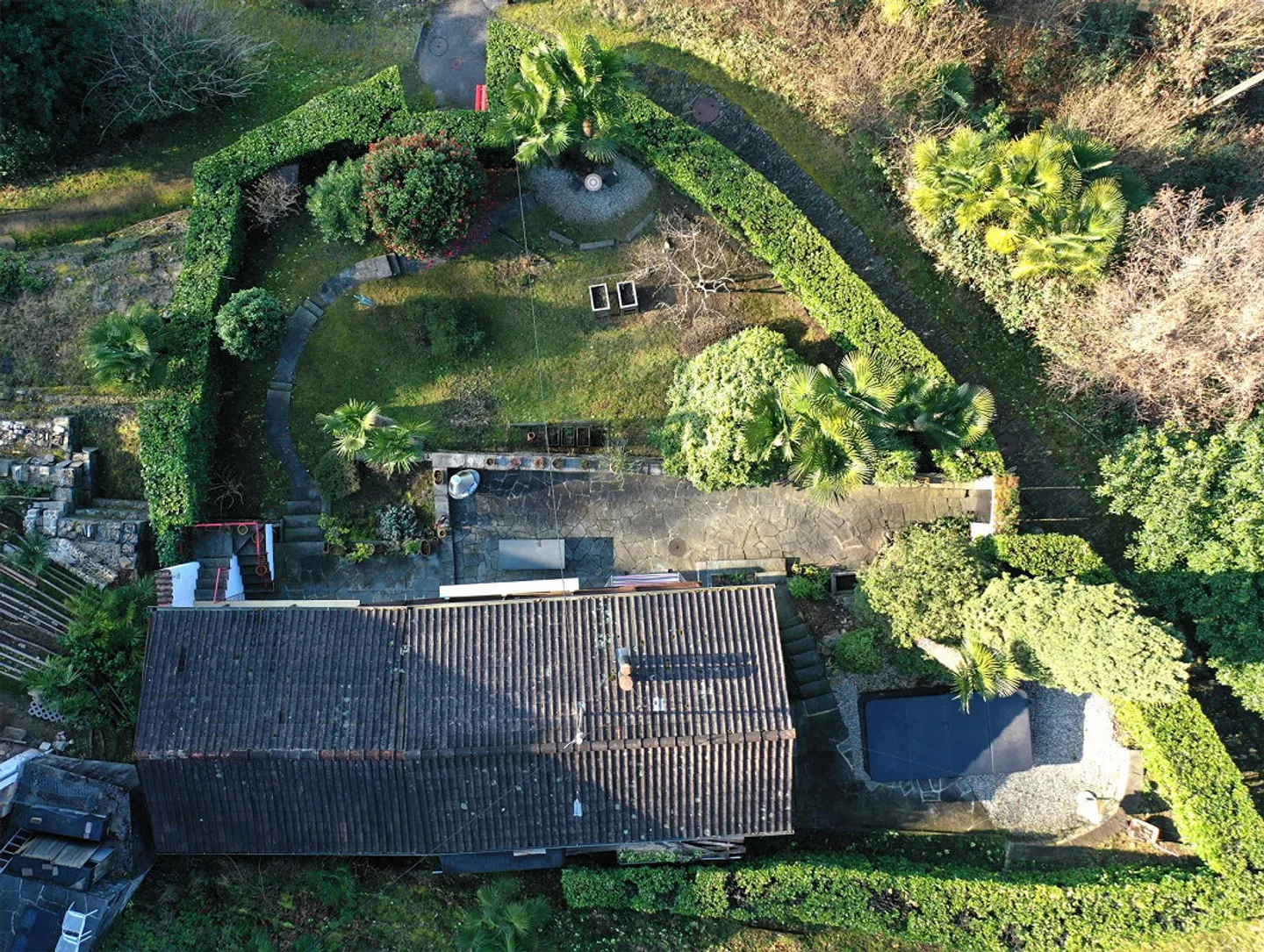 Charmante maison individuelle avec une vue magnifique sur le Lac Majeur à Sant'Abbondio - Photo 2 sur 20