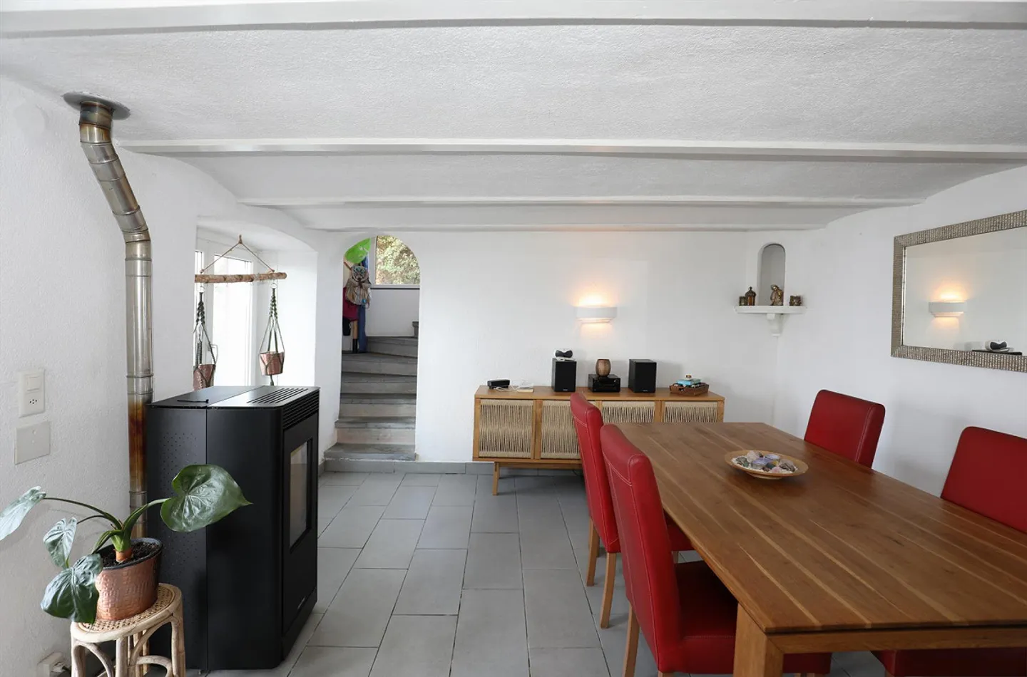 Charmante maison individuelle avec une vue magnifique sur le Lac Majeur à Sant'Abbondio - Photo 9 sur 20