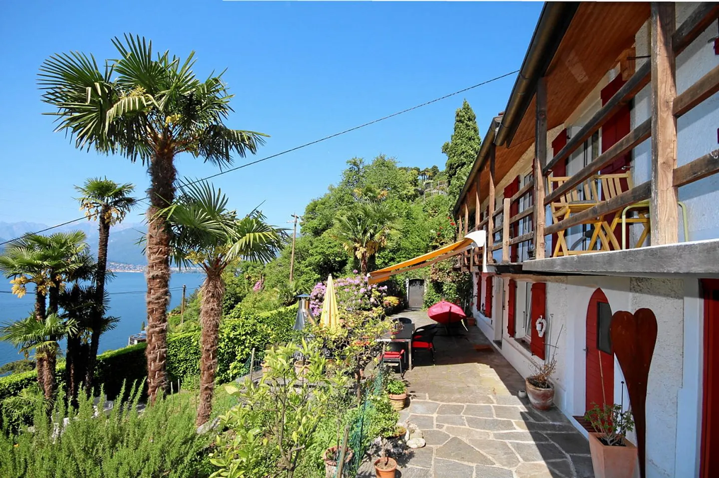 Charmante maison individuelle avec une vue magnifique sur le Lac Majeur à Sant'Abbondio - Photo 18 sur 20