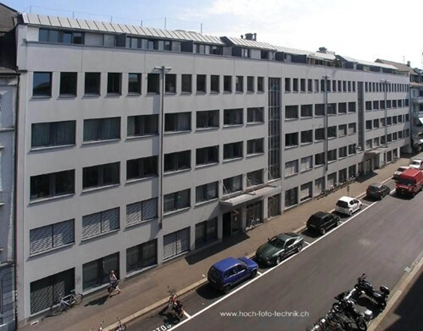 Posto moto vicino alla stazione SBB - Foto 1 di 1