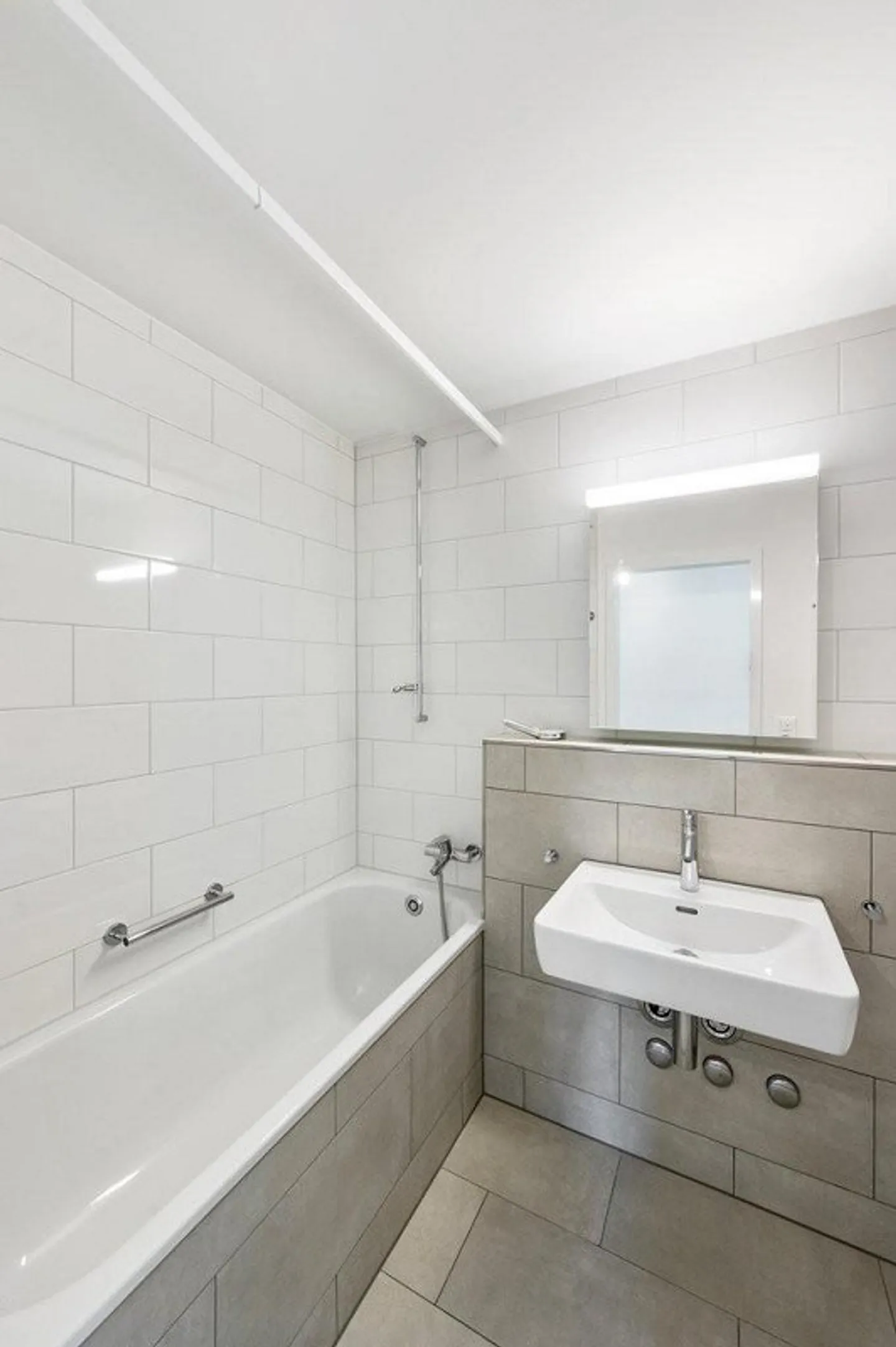 Charming Apartment in Green Area - Photo 6 of 12