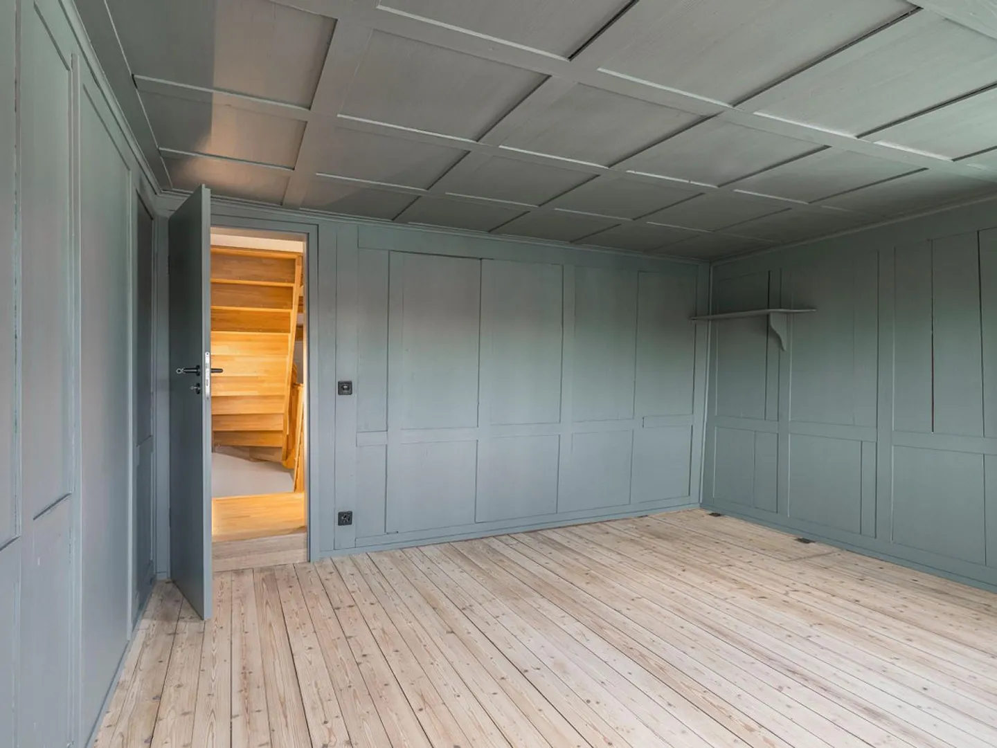 First occupancy: Completely renovated 5-room apartments in a historic winegrower's house - Photo 8 of 13