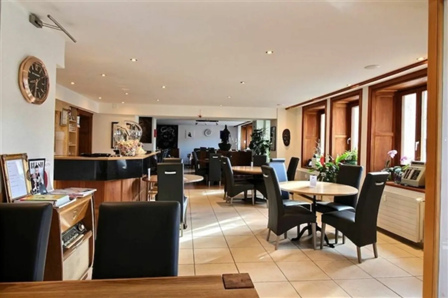 Restaurant 380 m2 in Le Sentier - Photo 9 of 13